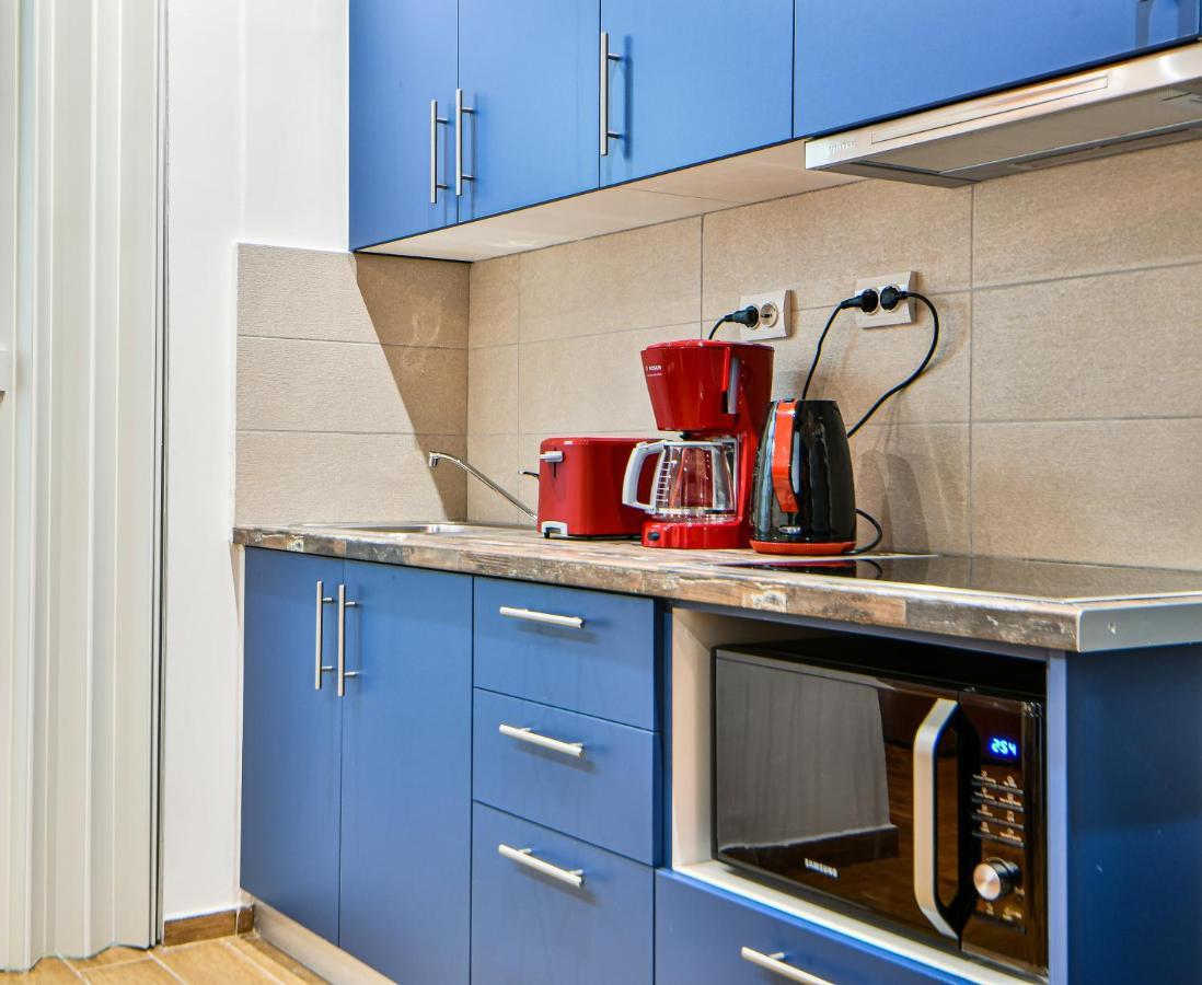 Cozy Blue Apartment By Zain Афины Экстерьер фото